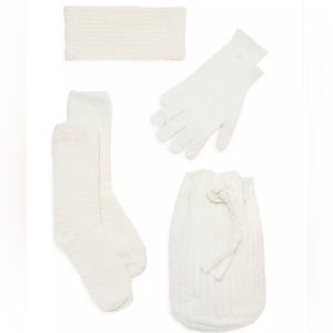 NEW WITH TAGS Barefoot Dreams CozyChic 4-Piece Winter Accessory Set